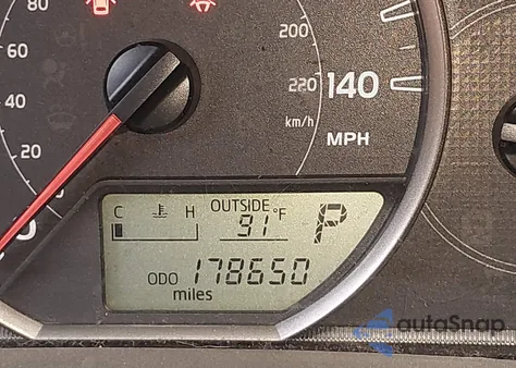 2013 Toyota Rav4 Xle z USA, uszkodzony, nr VIN 2T3WFREV3DW024568